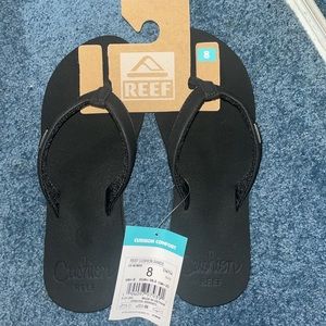 Reef Women's size 8 Flips Flops Brand New In Packaging